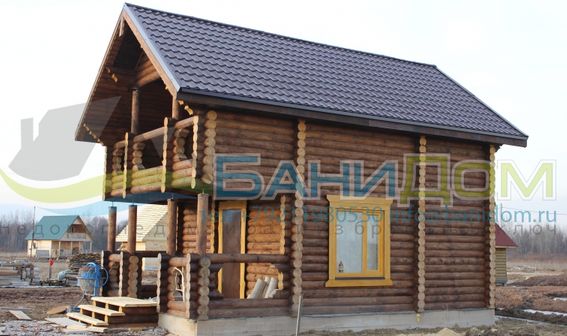 Фото бани из оцилиндрованного бревна